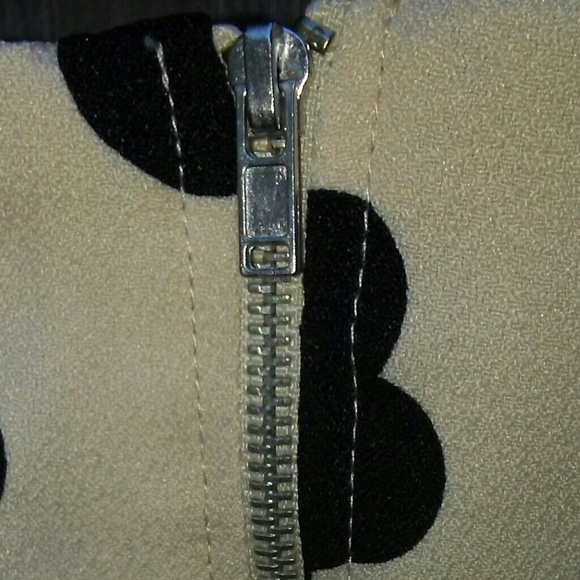 Sale 🌼 Dress - Picture 5 of 6